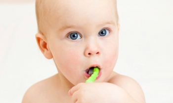Hygiène bucco-dentaire de bébé : bonnes habitudes et conseils